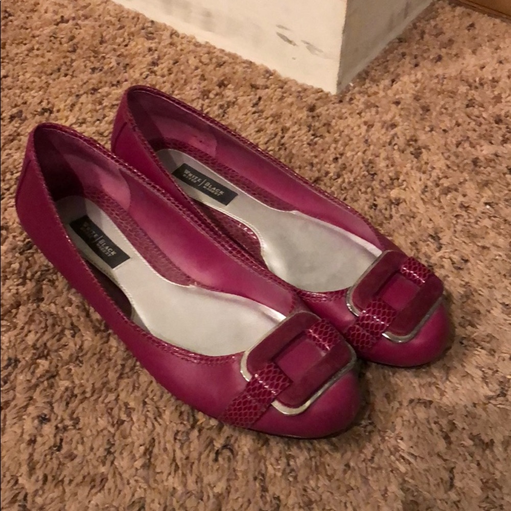 White House Black Market Purple Flats Size 7